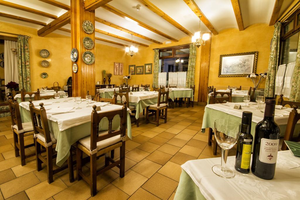 Hotel Esther La Virgen de la Vega Екстер'єр фото